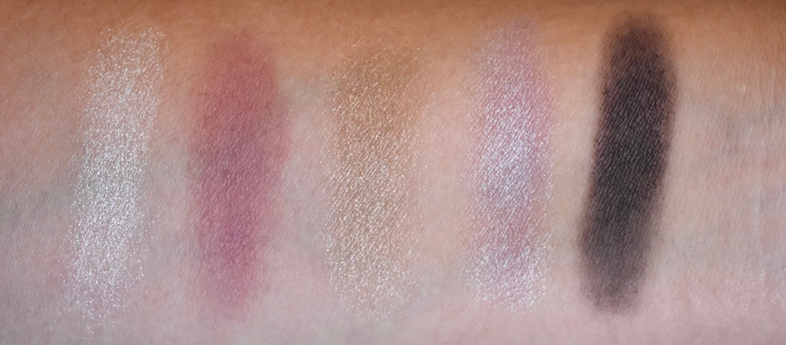 Mystic Petals Eyeshadow Palette - Dark Mystic by NYX Professional Makeup #4