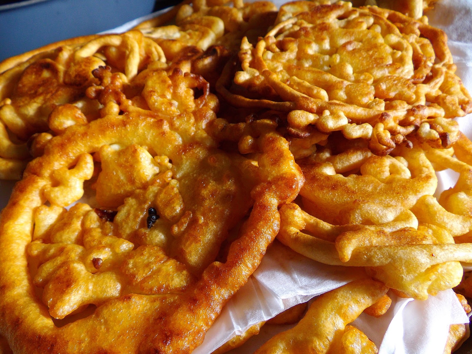 GATEAU GAGA Love cakes Funnel cake de carnaval US)