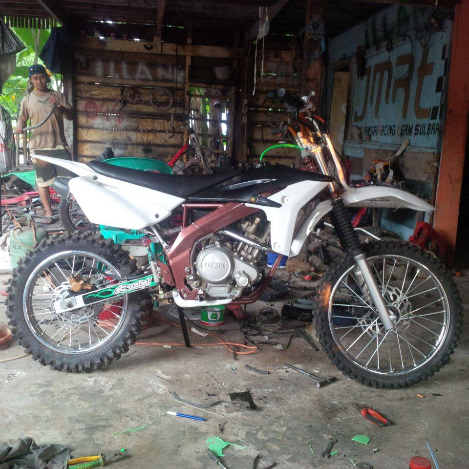 23 gambar Modifikasi  motor cross trail  gunung  terunik 