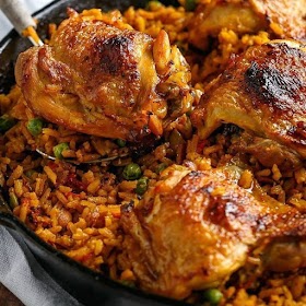 ONE PAN SPANISH CHICKEN AND RICE