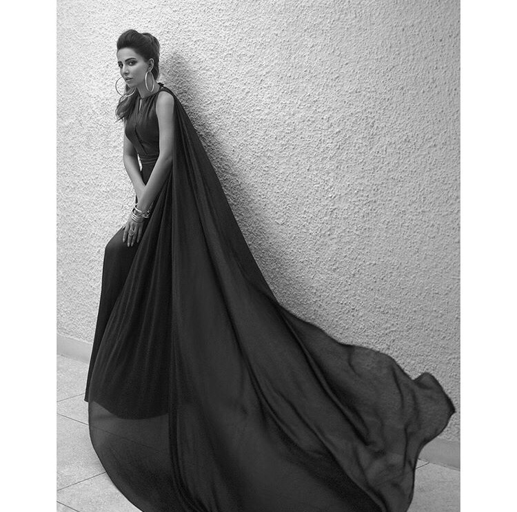 Ushna Shah Stunning looks in New Photoshoot Ushna Shah Stunning looks in New Photoshoot