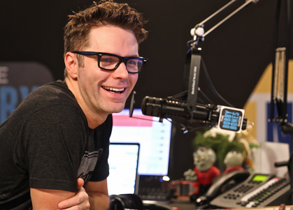 bobby bones i heart radi bobby bones i heart radi