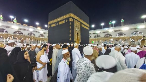 DPR Tolak Wacana Uang Saku Jamaah Haji di Pangkas