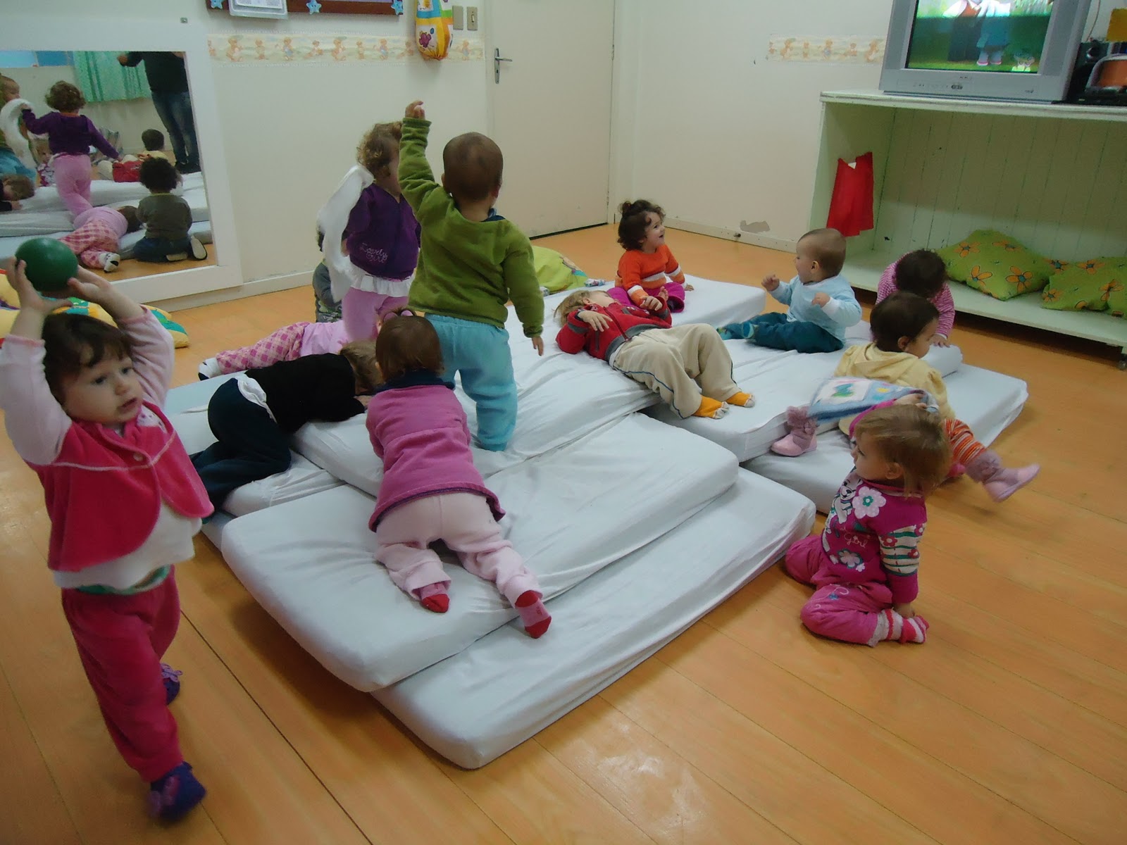 Centro de Educação Infantil Profª Tereza A. E. Augsburger: Berçário