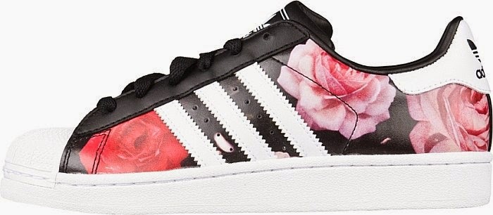 sneakers lover: Adidas Superstar Red Roses