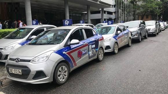 Bộ GTVT yêu cầu dừng hoàn toàn xe khách, taxi, xe buýt trên cả nước