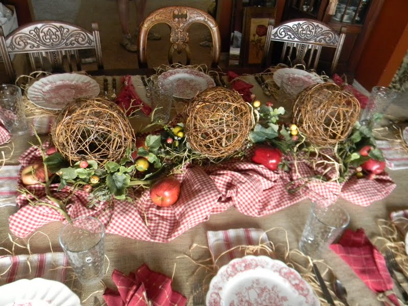 Easing Into Fall 2011 Tablescape