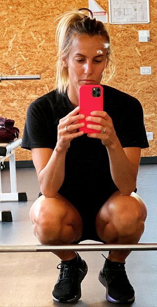 Katerina Kyptova Calves