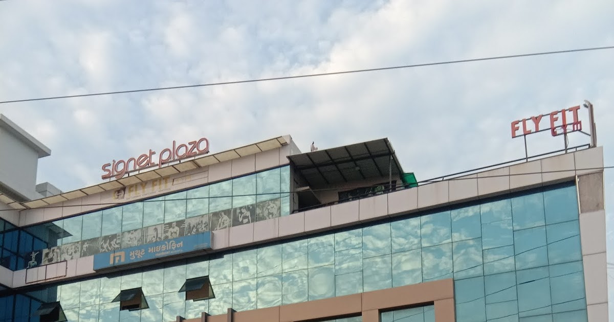 Real estate agent property consultants commercial space Gujarat