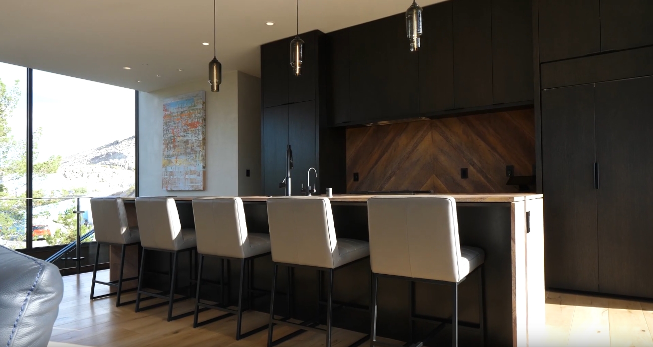 4 Montana Ct, Blue Diamond, Nevada vs. Luxury Home Interior Design Tour