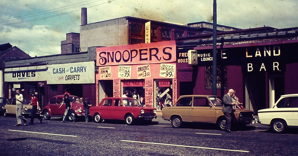 33 Amazing Color Snapshots of Glasgow, Scotland in the Middle 1970s