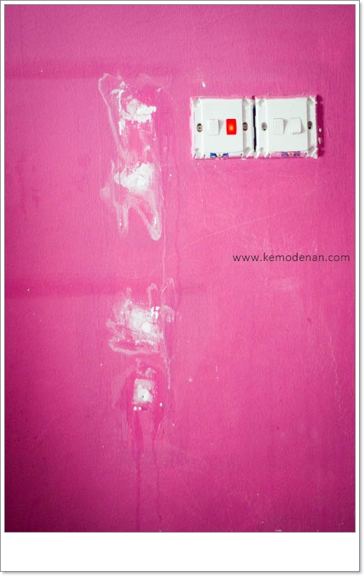 Tips DIY Mengecat Dinding Lama Dirumah. kemodenan