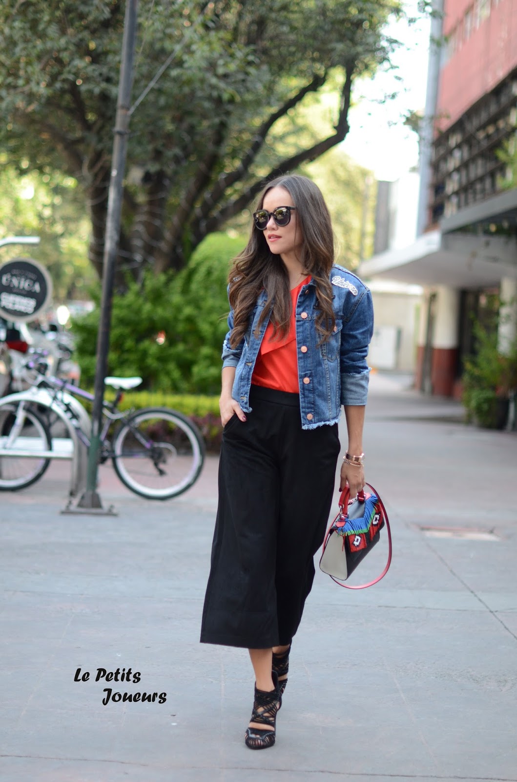 Le Petits Joueurs MODA CAPITAL