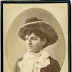 A woman, Cavilla y Bruzón, circa 1900
