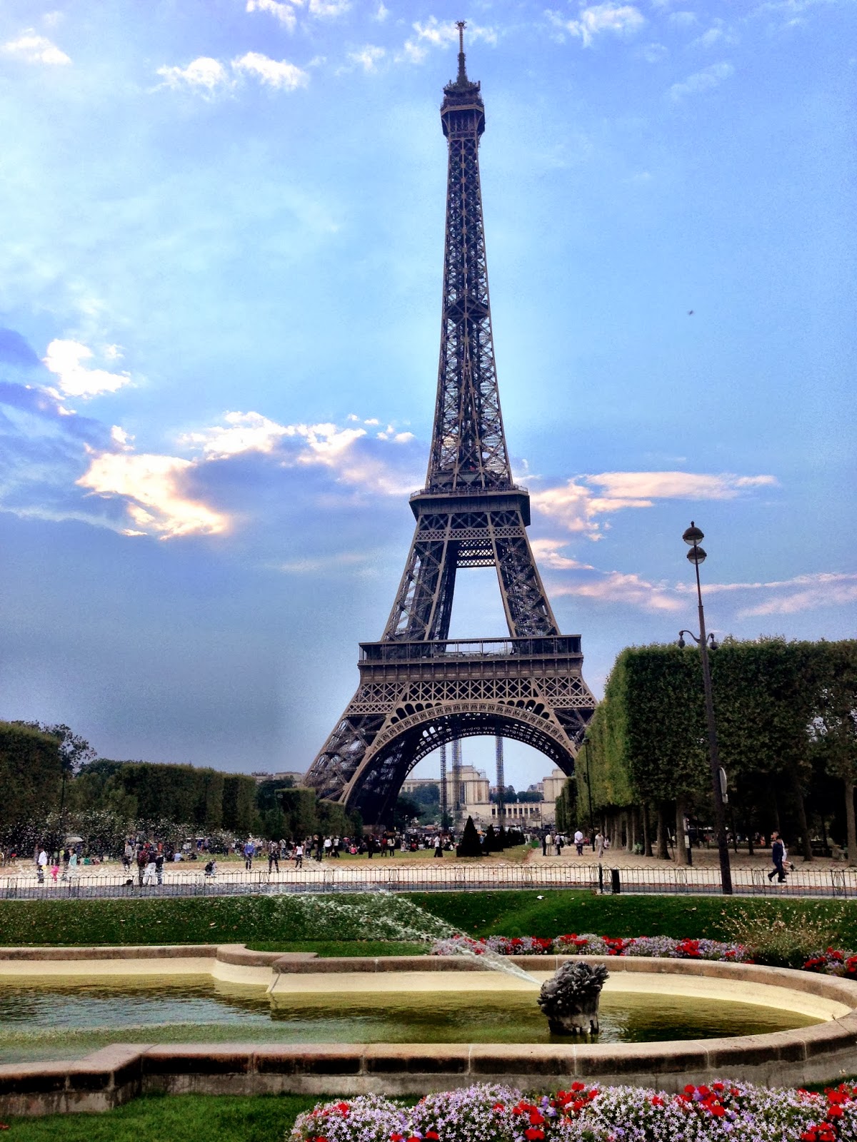 travel tuesday: paris museums and eiffel tower!