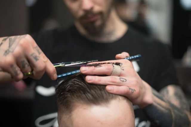 Aplikasi Barbershop Indonesia untuk Perawatan Rambut Pria