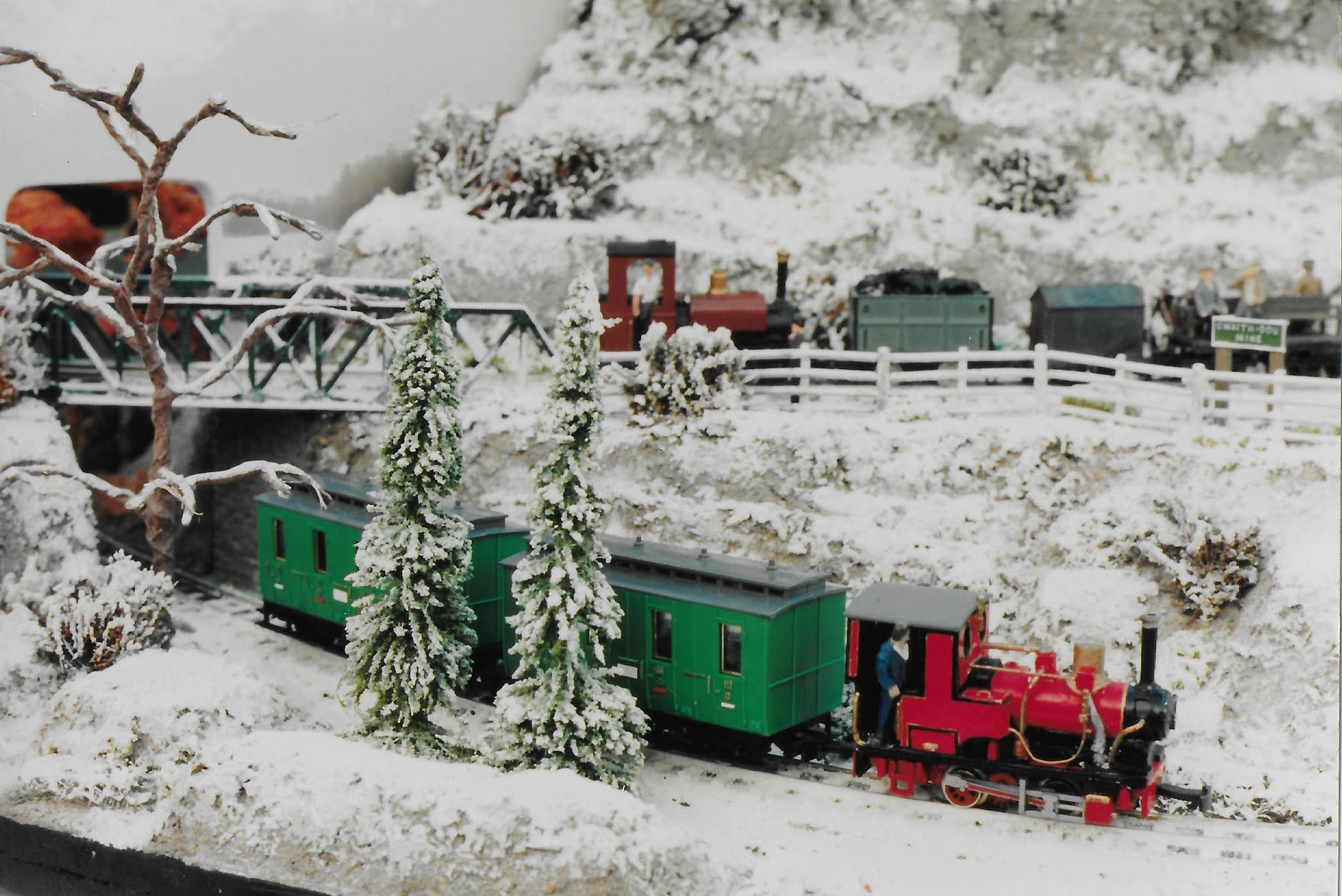 GRUMS NARROW GAUGE LINES: 40 Years of Narrow Gauge Modelling