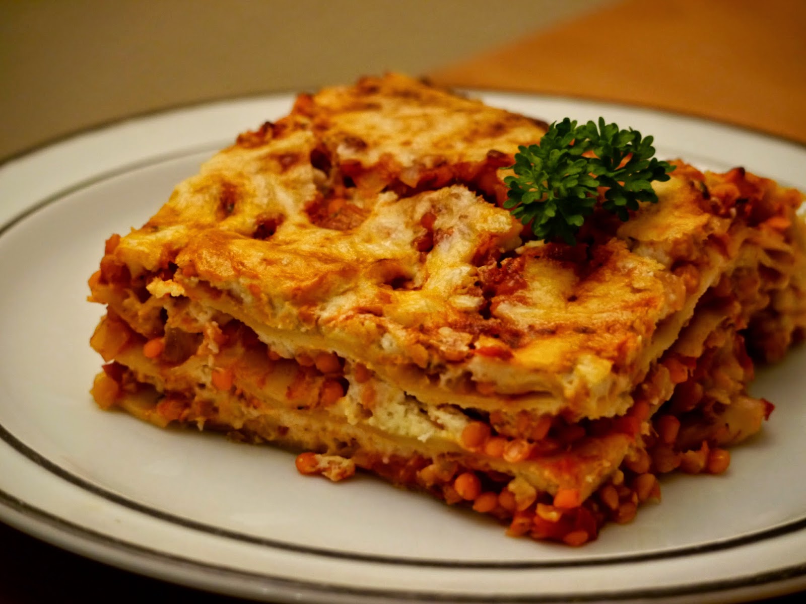 Paradiesfutter: Rote Linsen Bolognese Lasagne