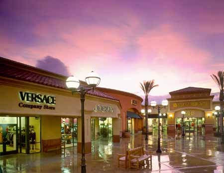 Desert Hillls Premium Outlet plans $100 million expansion