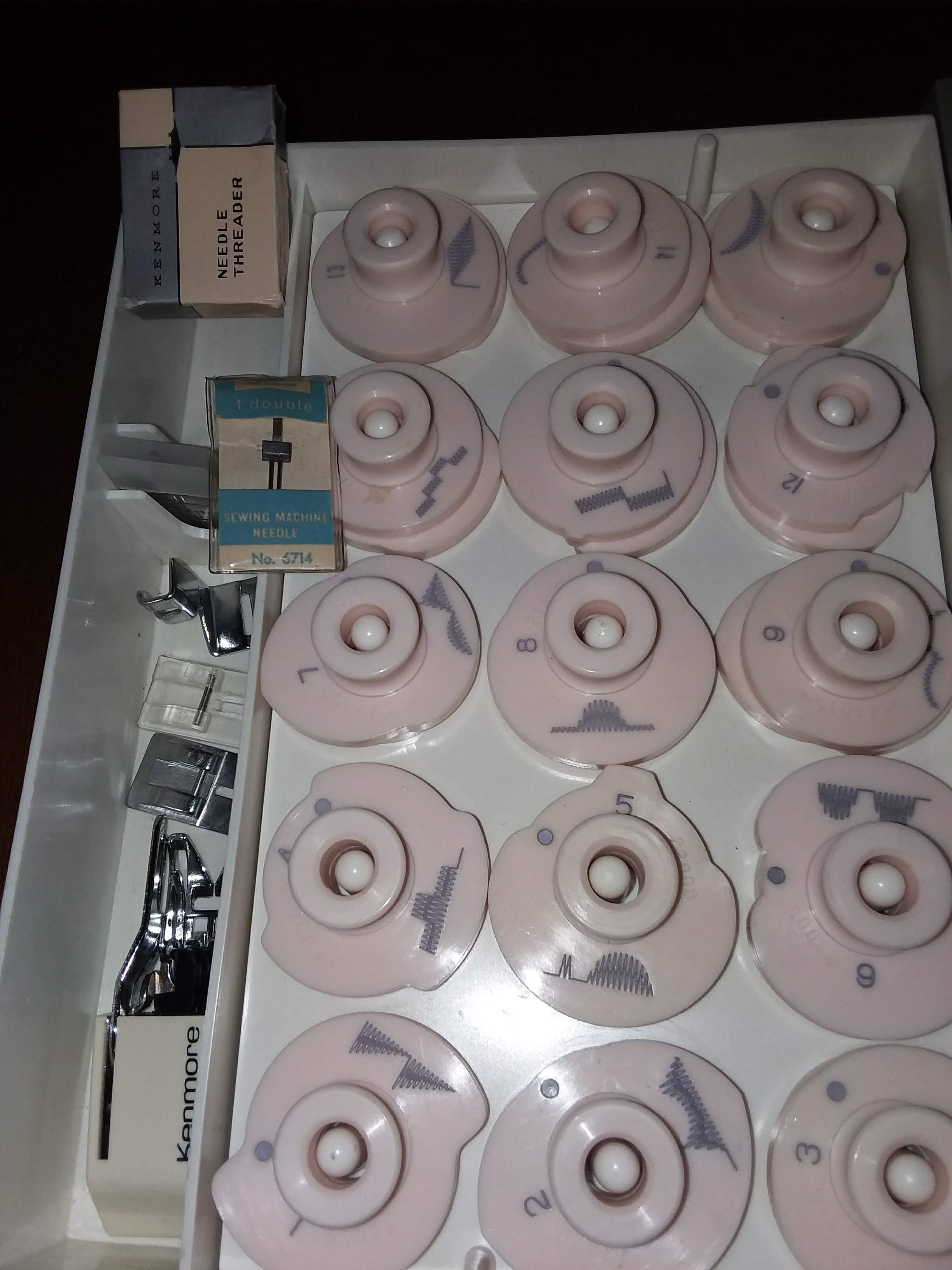 Kenmore 92 Sewing Machine WIDE ZIGZAG roller foot walking foot