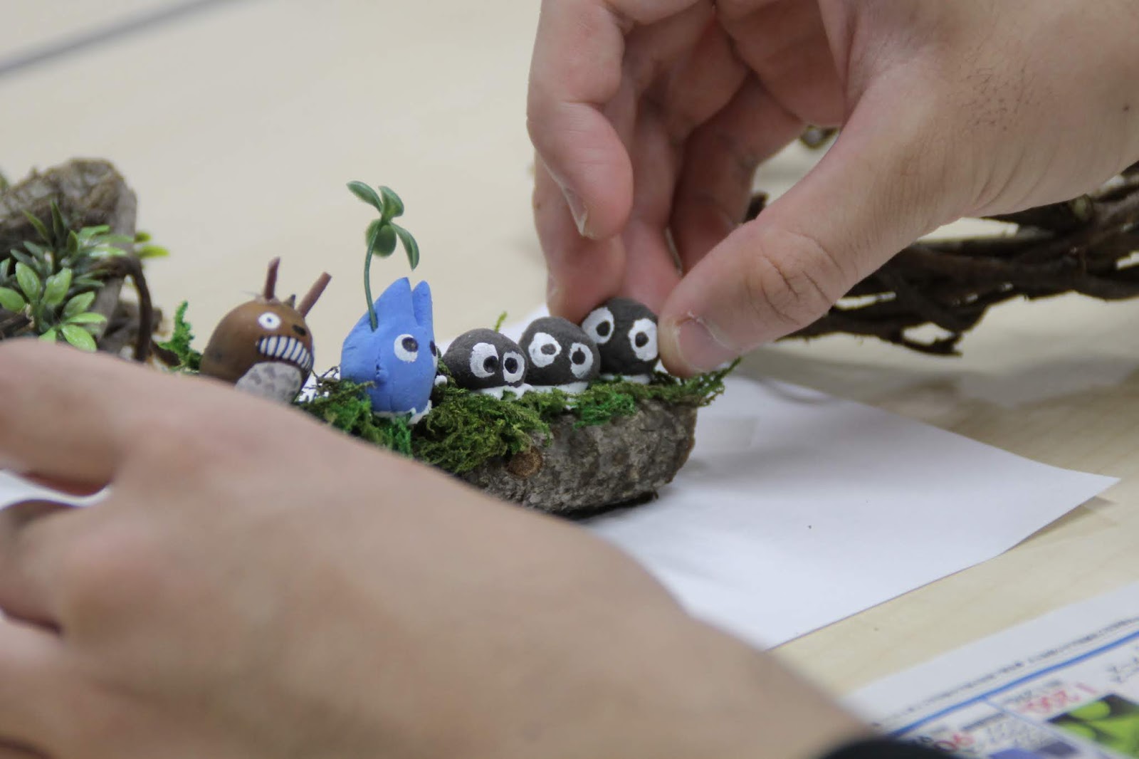 太陽の丘 どんぐりトトロのリースを作りました