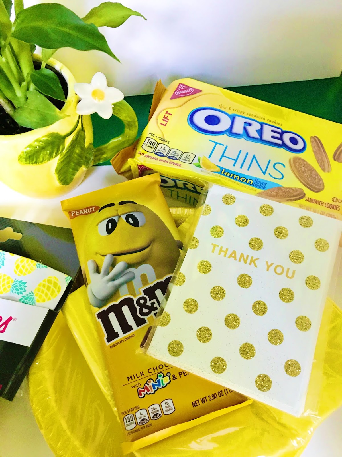 michelle paige blogs Make a Yellow Lemon Themed Gift Basket
