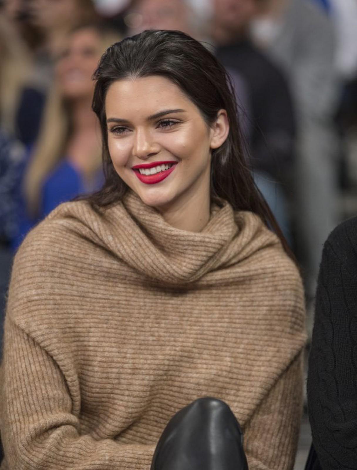 Kendall Jenner Photo Gallery 094a | Kendall Jenner Fans Site