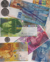 billetes y monedas suizas, Suiza, Swiss banknotes and coins, Switzerland, Suisse, vuelta al mundo, round the world, La vuelta al mundo de Asun y Ricardo