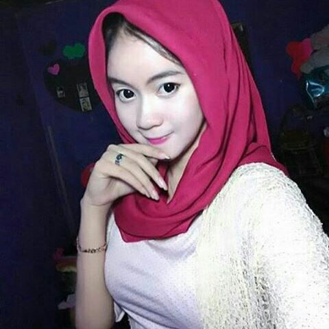 Cerita Dewasa Laras Si Jilbab Yang Hot - Cerita Malam