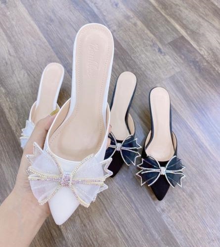 sục nơ bướm hot hit