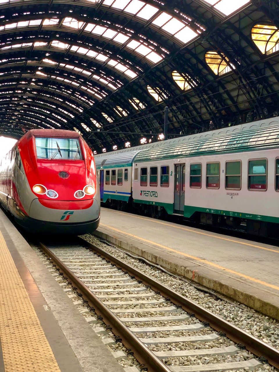 Save money in Italy by traveling in trains
