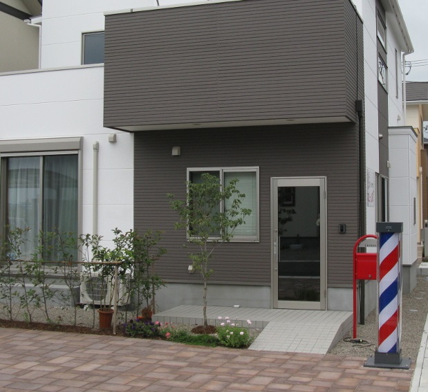 ヘアサロン スリーA 姫路市の1000円でカットができるお店です