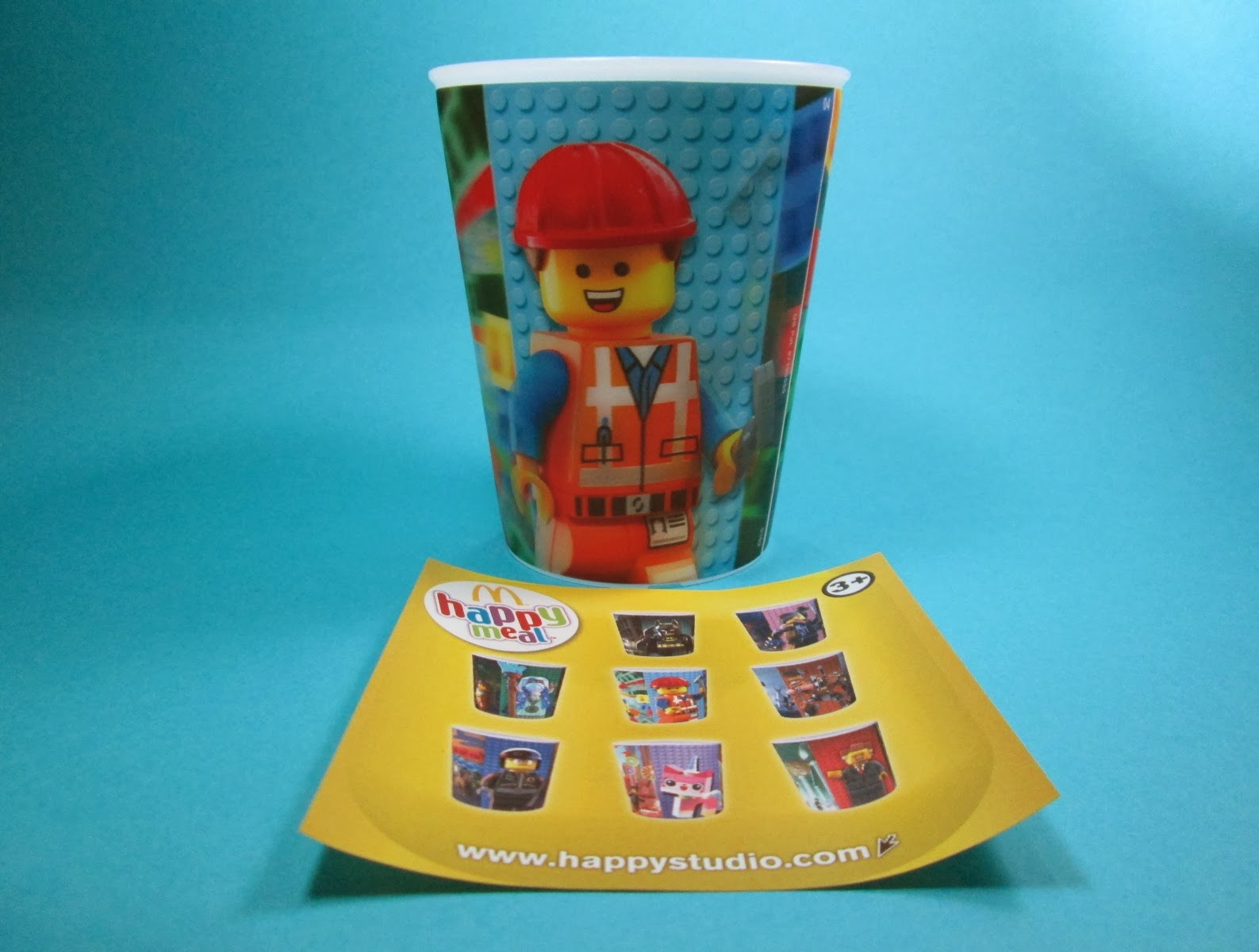 Brinde Happy Meal McDonald's The Lego Movie - copo