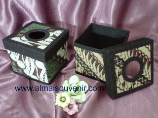 souvenir box tisu finil, souvenir tempat tisu batik, souvenir pernikahan, souvenir nikah