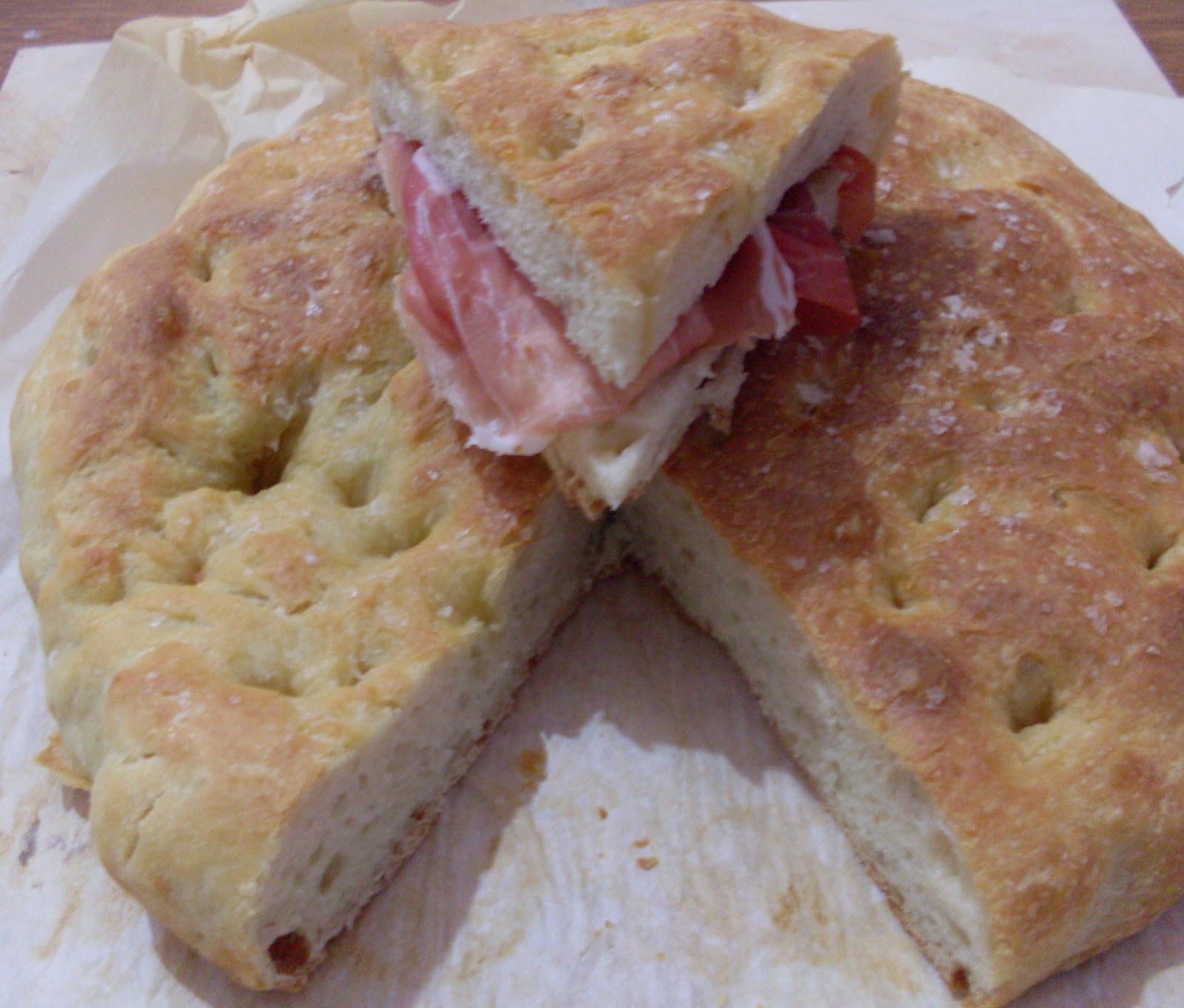 come farcire una focaccia già pronta