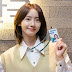 SNSD YoonA proudly shows her Intern Press Card