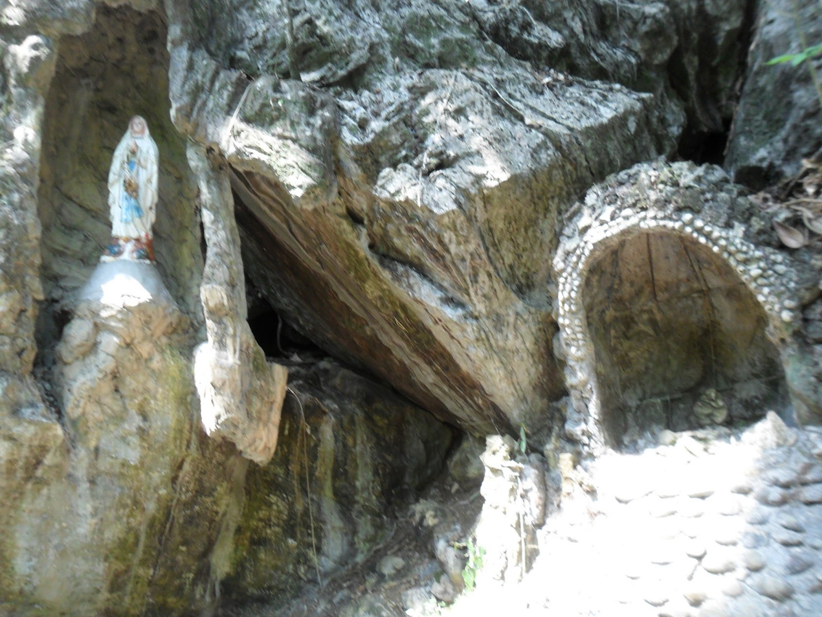 Have Fiddle Will Travel: Split Rock of the Philippines: Biak na Bato ...