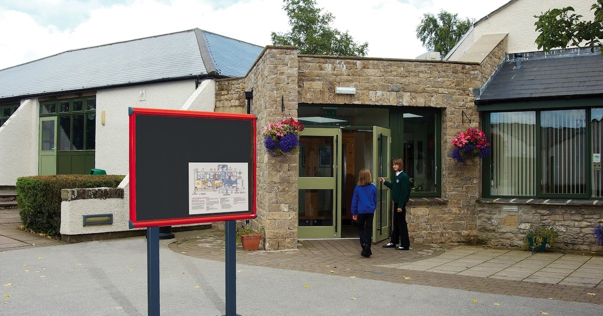 Using Notice Boards In Schools Using Notice Boards In Schools