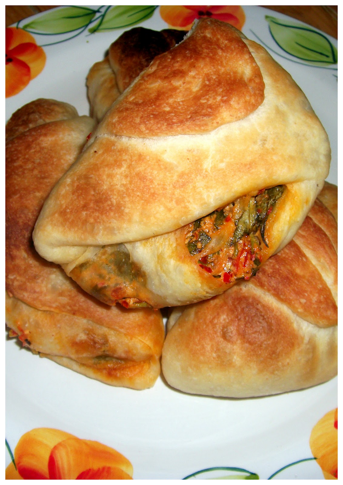 KIZLARIMLA MUTFAKTA SEMİZOTLU PAMUK BÖREK