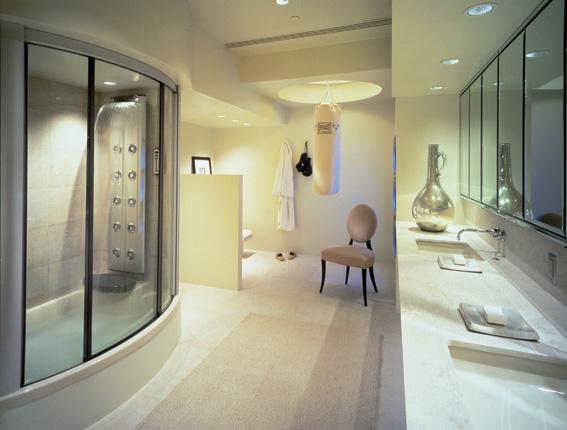 Baños Modernos: Baño amplio moderno