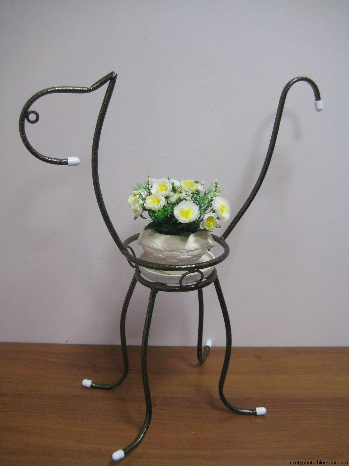 подставка под формы. подставка под зонтики икеа. подставка для форм 0670. подсвечник дерево. подставка под формы.