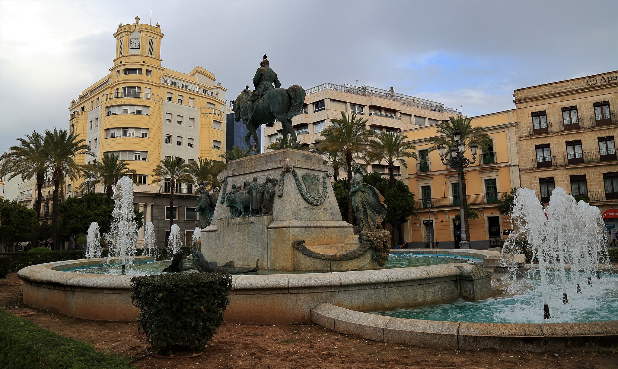 FOTOPACOVA Plaza del Arenal ó Plaza de los Reyes Católicos. ( Jerez de la Frontera ) FOTOPACOVA Plaza del Arenal ó Plaza de los Reyes Católicos. ( Jerez de la Frontera )