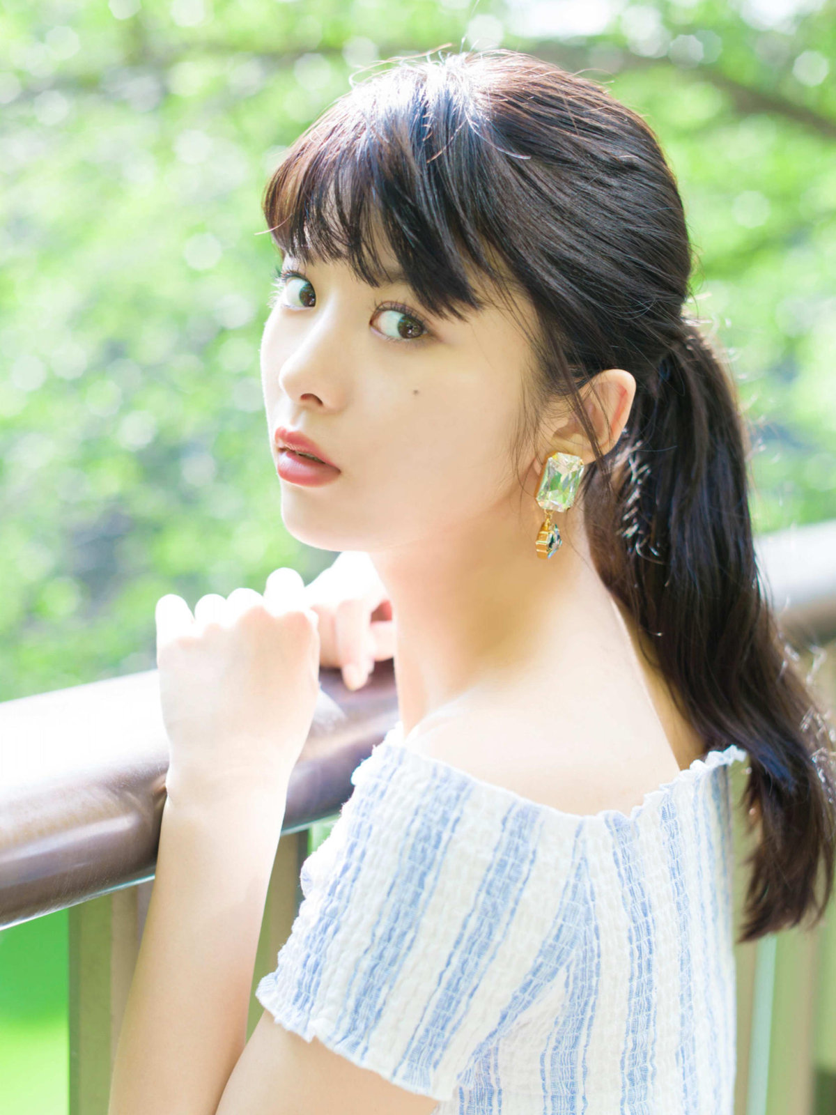 Nao Kanzaki and a few friends Fumika Baba 2017 Magazine scans 5 and