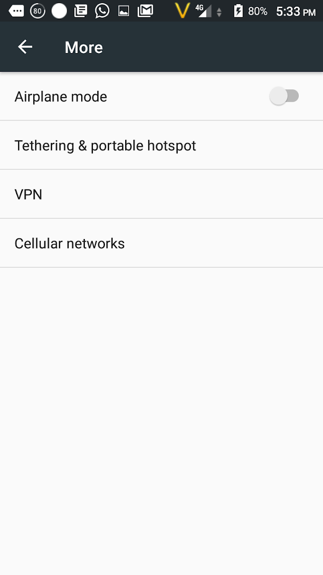 R letter appearing next to network bar and no Internet