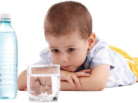 5 Bahaya Kurang Minum Air Putih Bagi Kesehatan