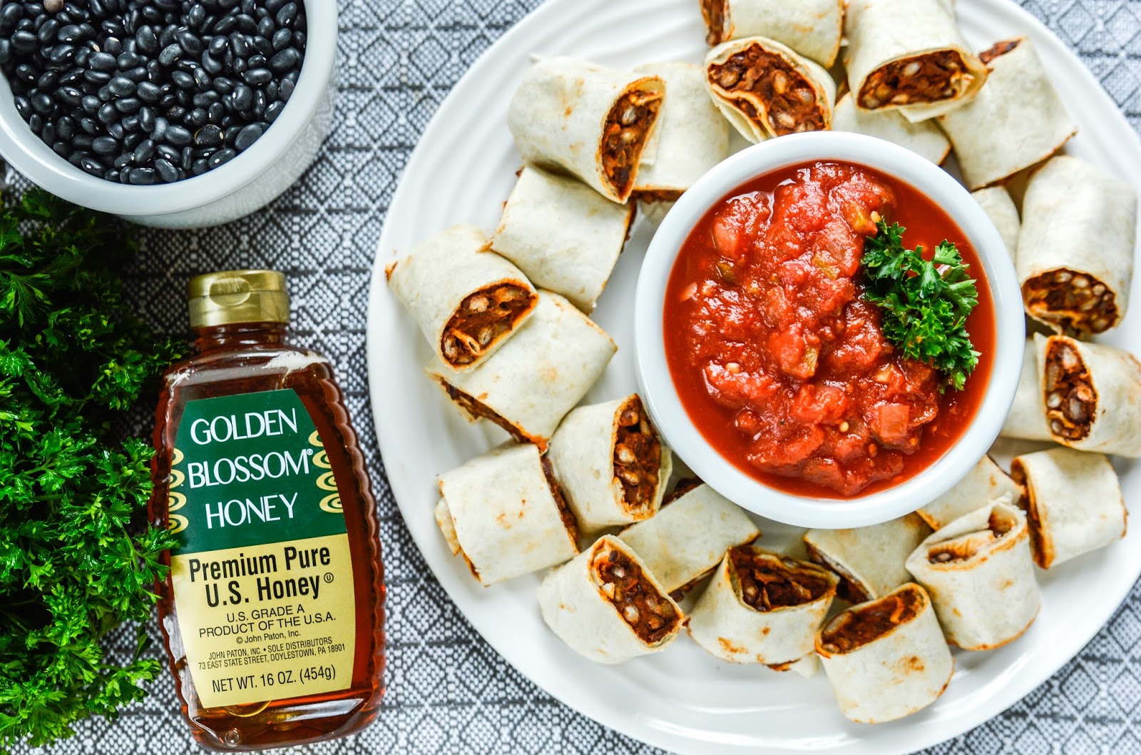 Theresa's Mixed Nuts BiteSized Seasoned Black Bean RollUps