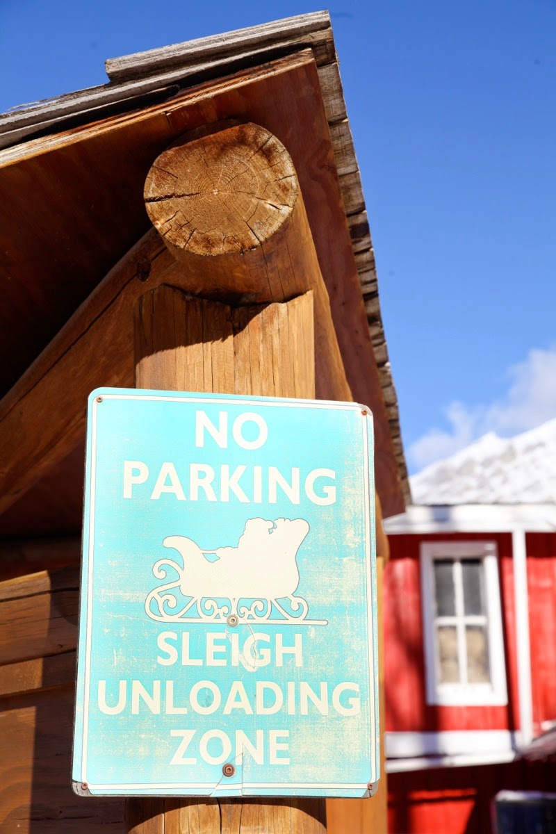 Christmas in the rockies Wander and Nest….: Banff Christmas Market…..