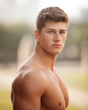 Ryan Sage is a HOT Fitness and Fashion Model