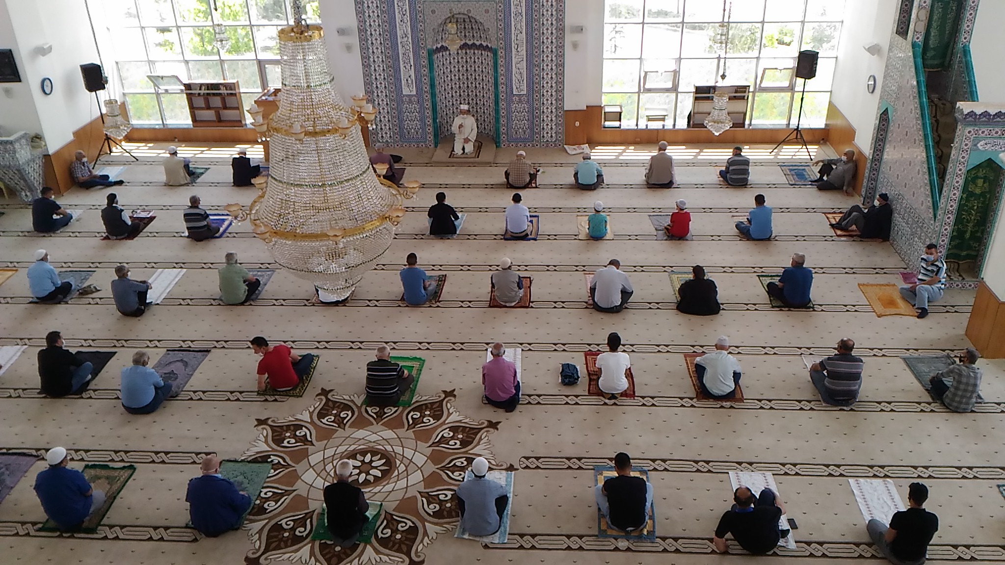 74 Gün Sonra Karacaören Tokide İlk Cuma Namazı Kılındı