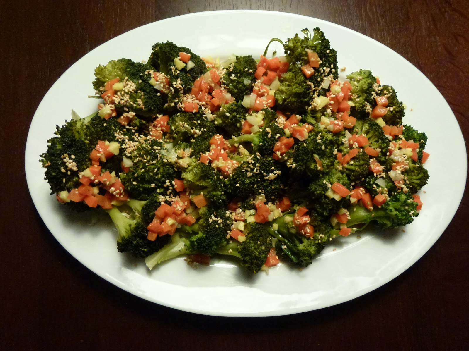 Vegan Oriental: Brokkolisalat lauwarm